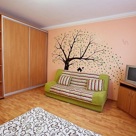 Babylon Apartmens On Zhukova Apartamento Rivne Exterior foto
